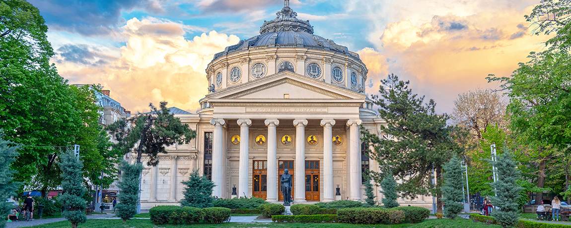 Romanian-Atheneum-an-important-concert-hall-and-a-landmark-in-Bucharest-Romania